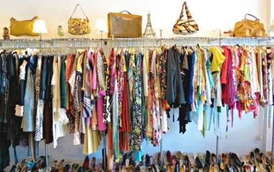 Menjual Baju Bekas Online