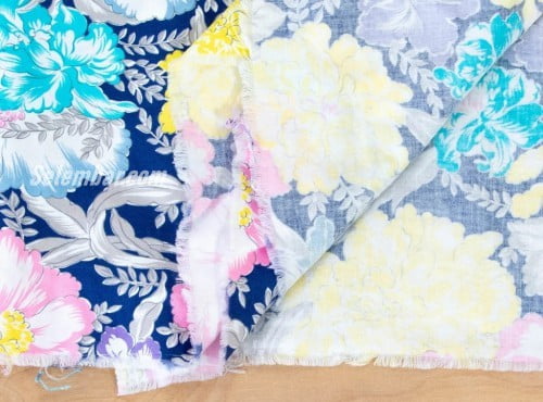 7. Katun Satin Jepang