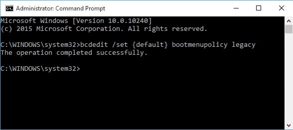 Masuk safe mode dengan menekan F8